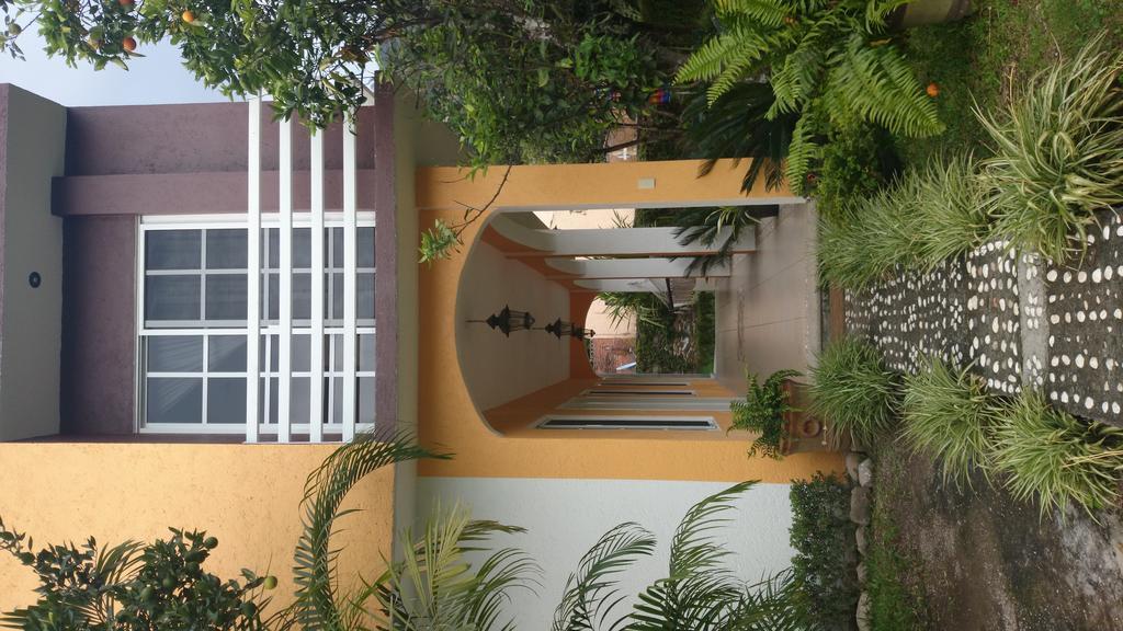 Posada Los Robles Tepoztlan Εξωτερικό φωτογραφία
