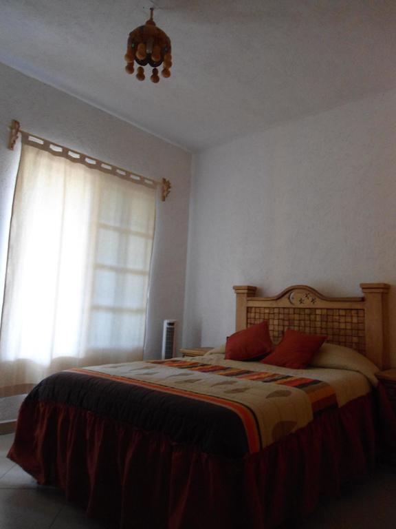 Posada Los Robles Tepoztlan Δωμάτιο φωτογραφία
